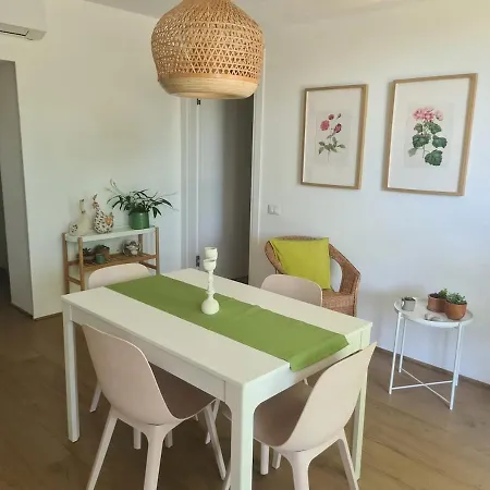 Apartman Liquidambar House *